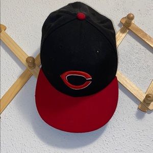 Cincinnati Reds hat